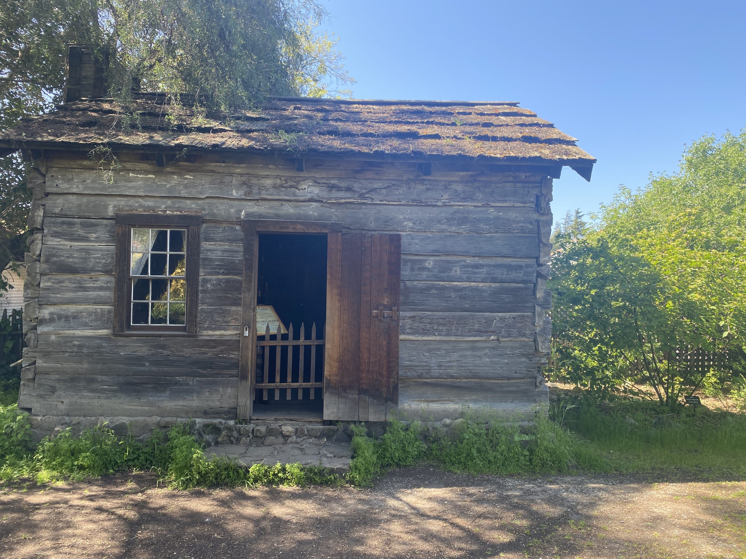 Settler's Cabin - The earliest settlers sometimes lived in simply log cabins, like this one built in 1830.